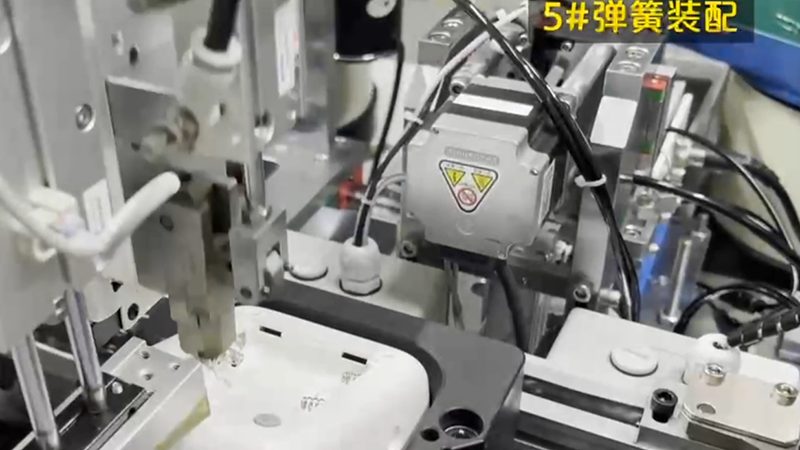 轻量级协作机器人：助力制造业柔性化转型
